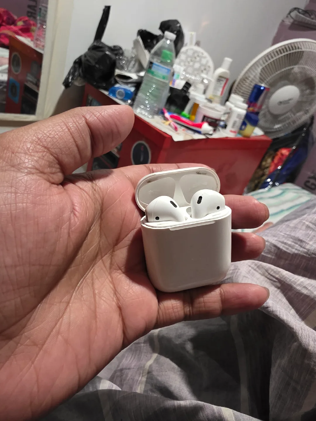 Apple AirPods 2nd Generation