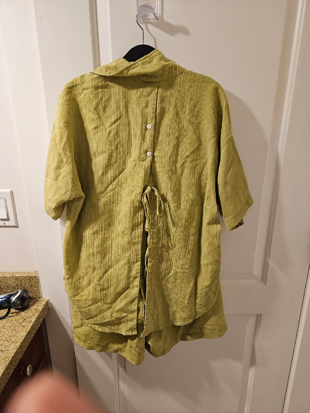 Green Two-Piece Set - Size L image indicator(2)