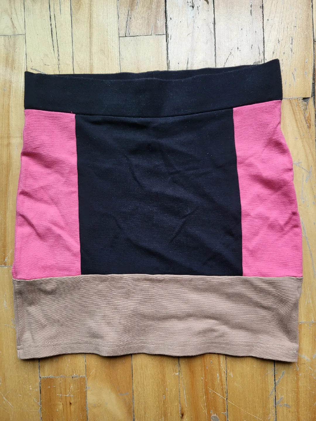 NEW! Skirt (US6-8) image indicator(2)