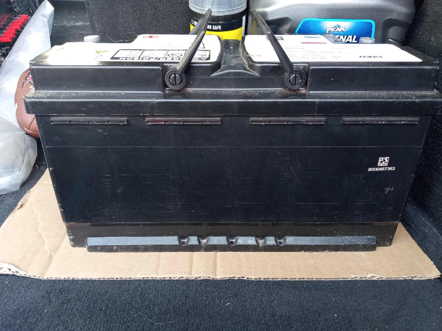 Original BMW 12V 900A Battery