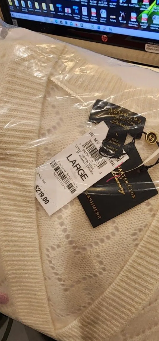 NWT Cashmere Charter Club Heart Cardigan - Large🧡 image indicator(4)