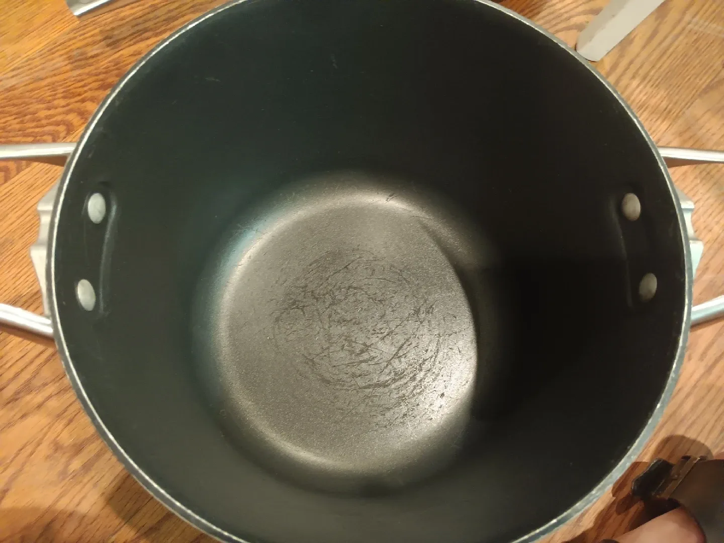 Calphalon Premier 8qt Stock Pot with Lid image indicator(2)