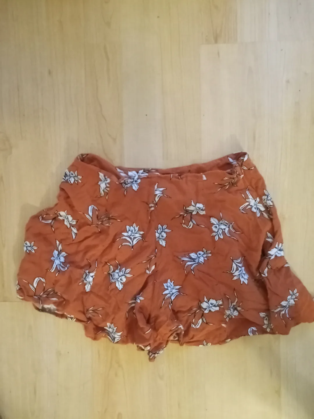 Floral Print Shorts - Size Small thumbnail
