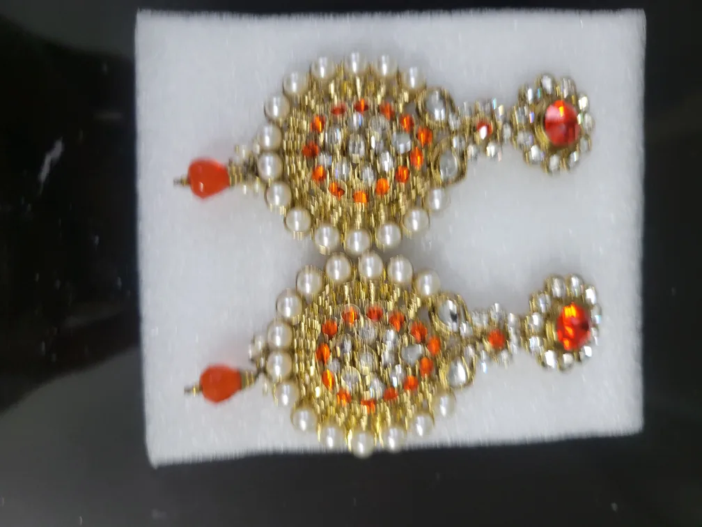 Pearl & Orange Gemstone Earrings thumbnail