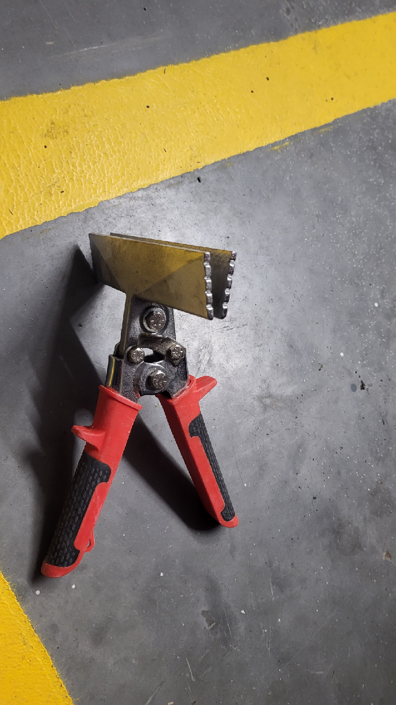 Metal hand seamer pliers - photo 2