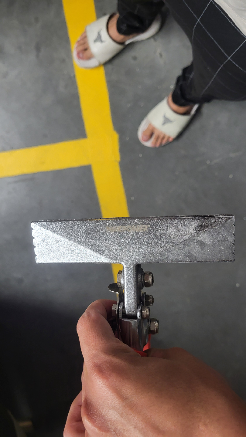 Metal hand seamer pliers - photo 4