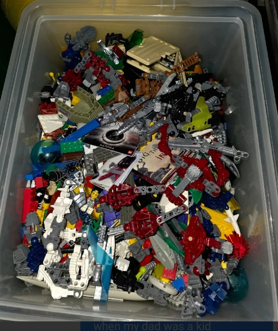 Lego Bricks and Minifigures Lot image indicator(9)