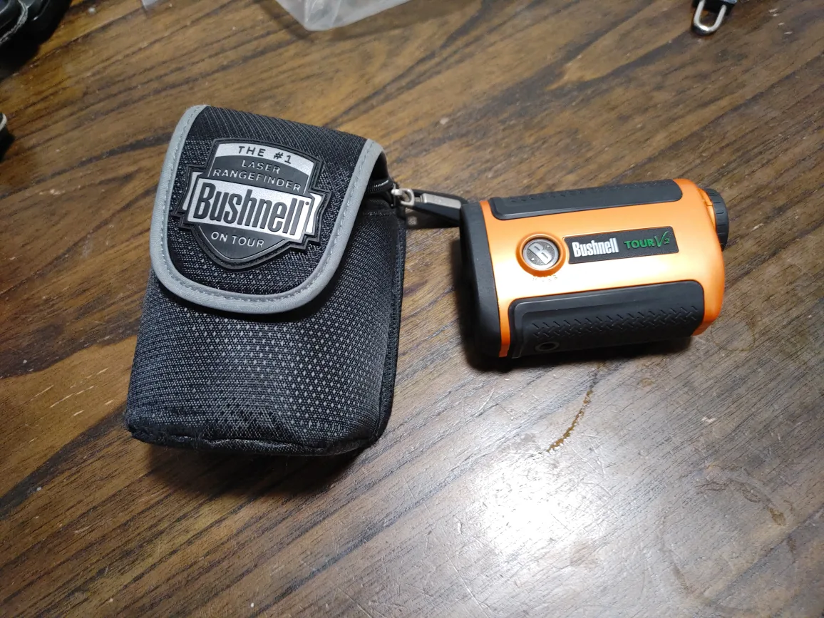 Bushnell Tour V2 Golf Laser Rangefinder