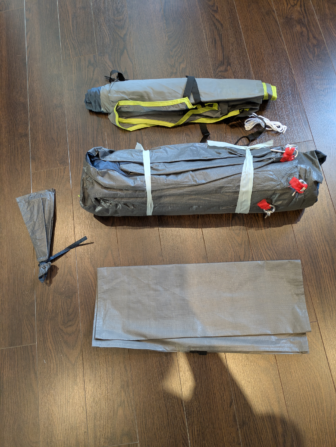 Coleman Sundome 4-Person Tent - Like New! - photo 4