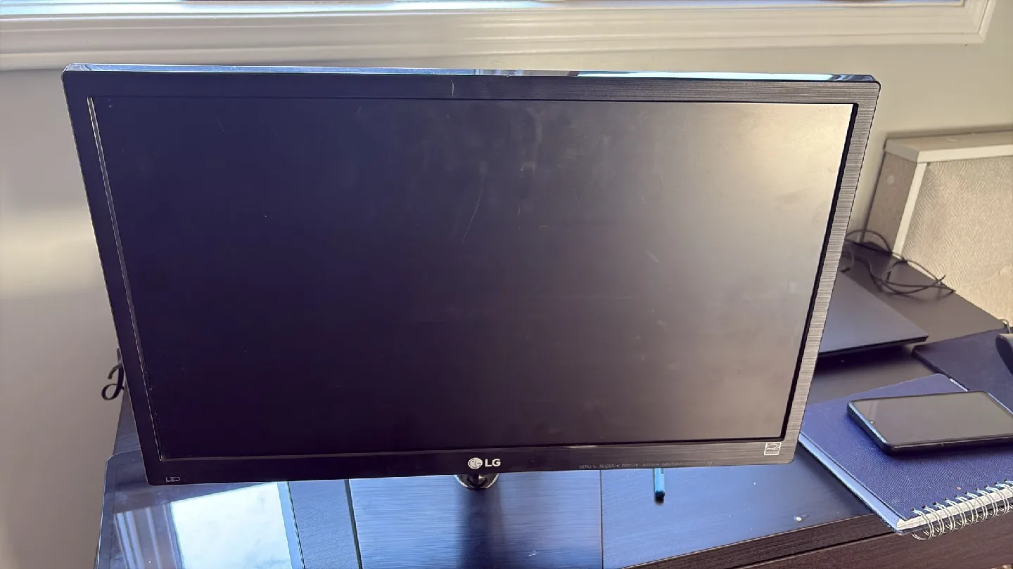 Samsung SyncMaster E2020 & LG Monitor image indicator(2)