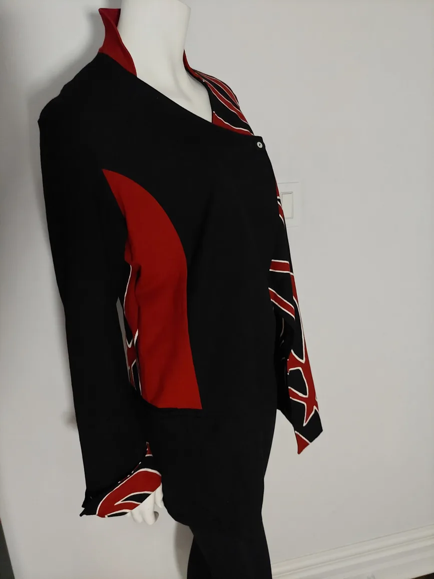 Naomi Design Jacket - Black & Red - Size XL image indicator(7)