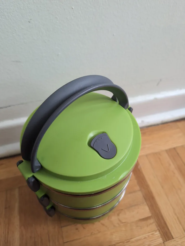 Green Stainless Steel Stackable Lunch Box image indicator(2)