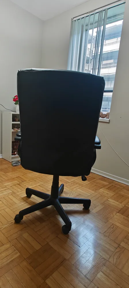 Black Office Chair image indicator(3)