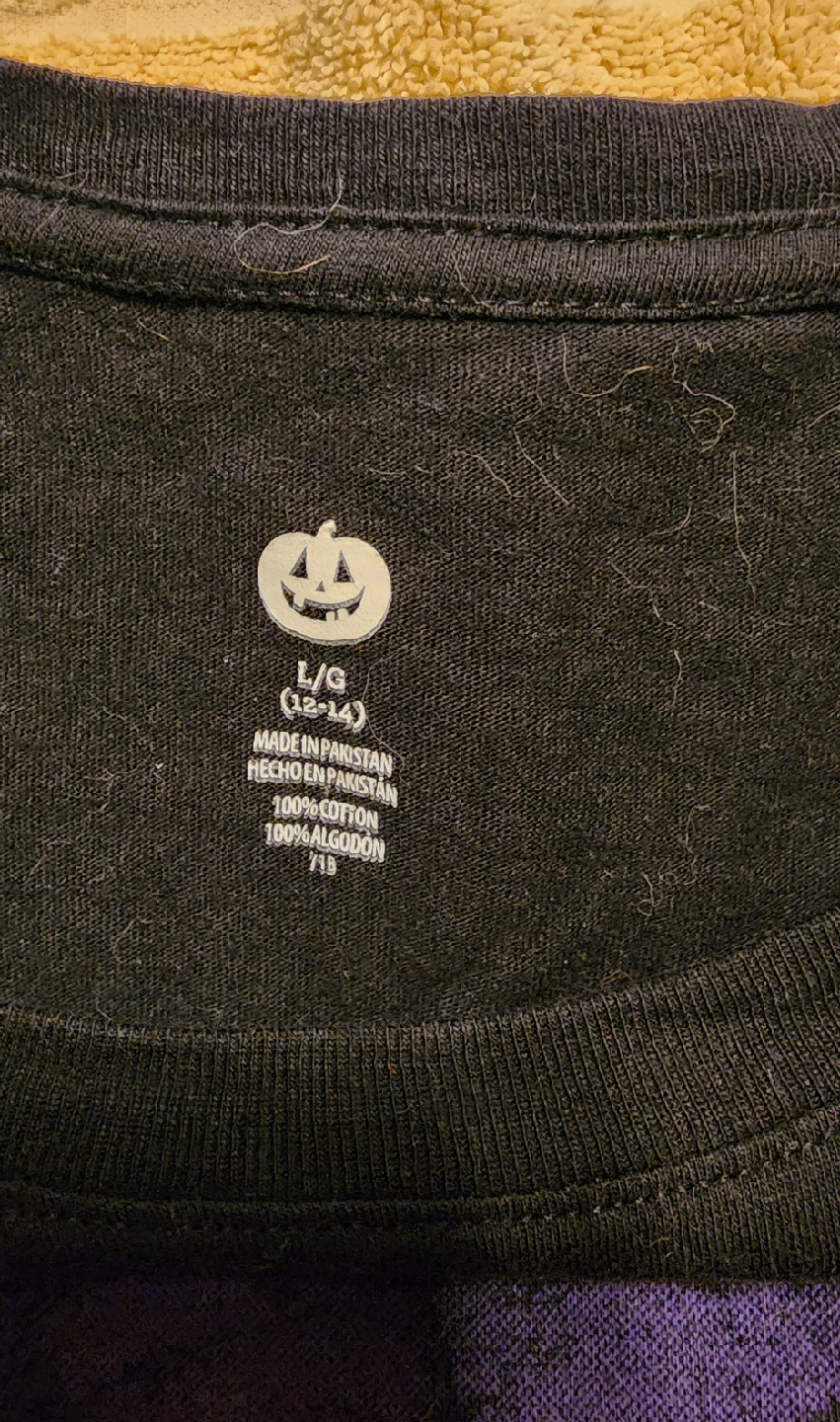 Happy Halloween t-shirt - Size: Large - photo 2