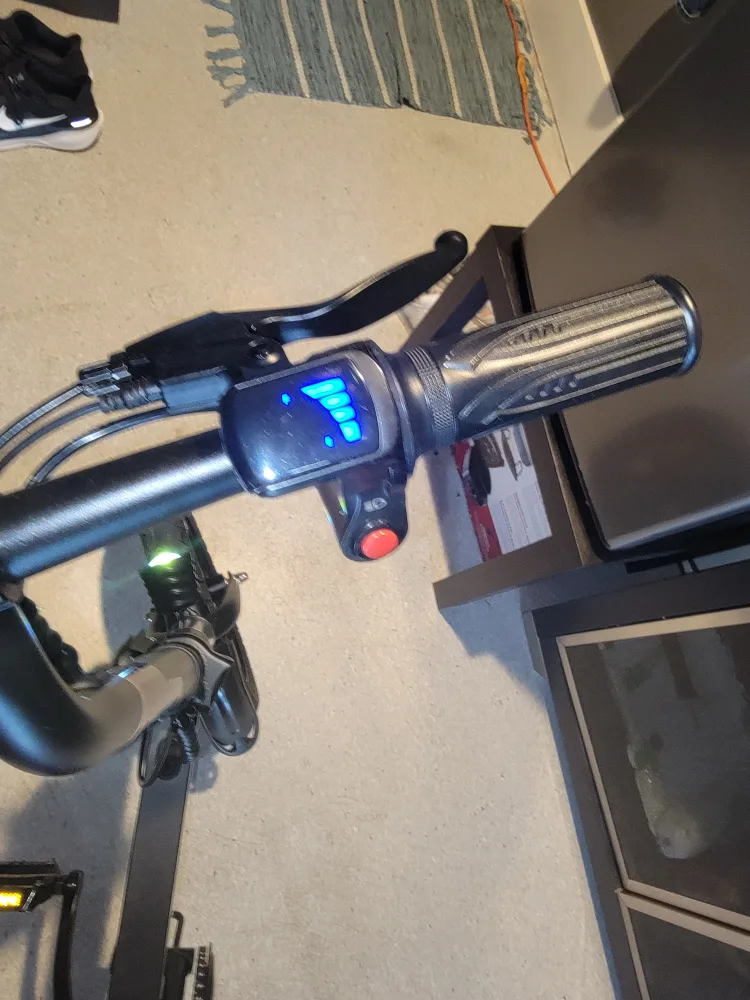 RIZZ Foldable E-Bike image indicator(2)