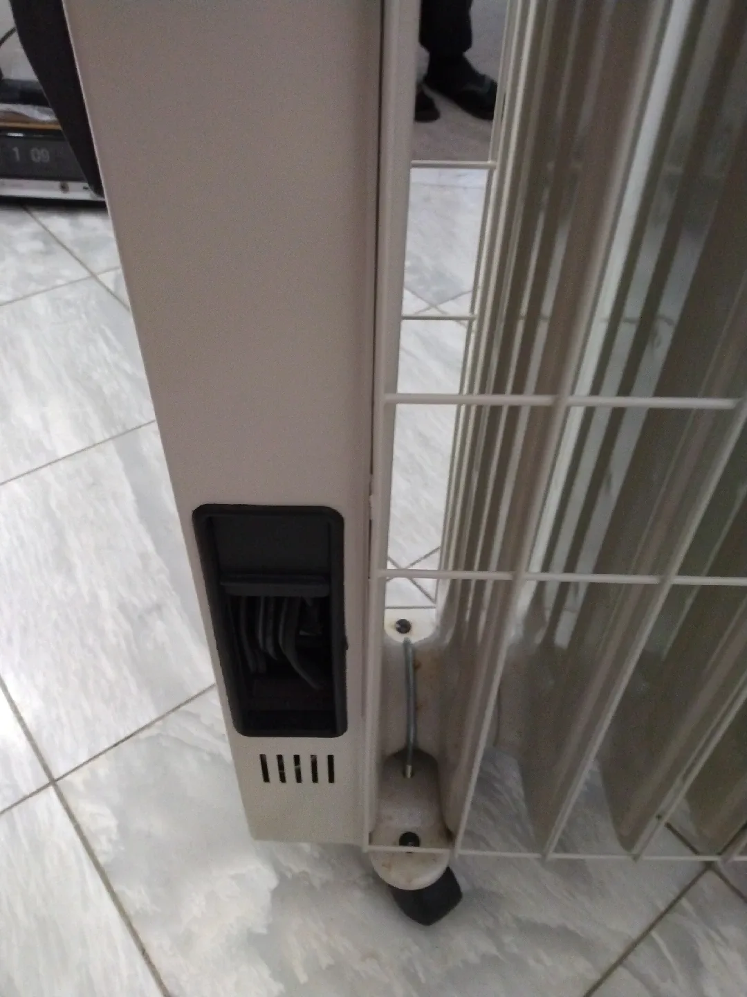 DeLonghi Electric Radiator Heater image indicator(6)