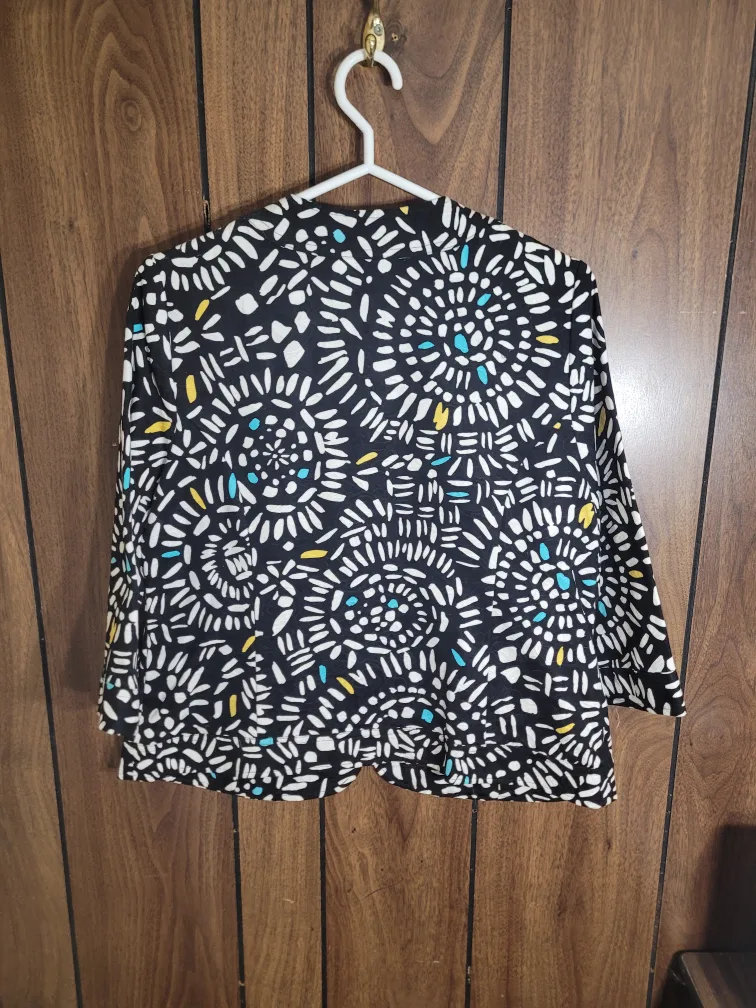 Allison Daley Black/White Patterned Jacket - Size 10 image indicator(6)