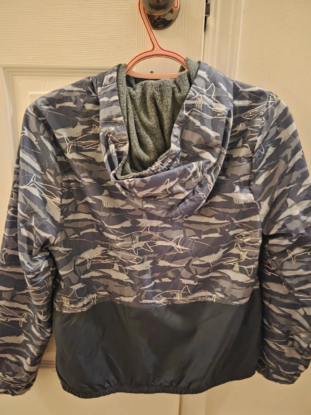 OshKosh B'gosh Shark Pattern Jacket image indicator(3)