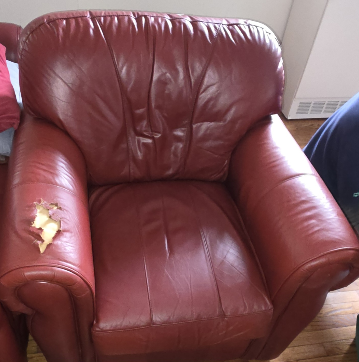 Red Leather Loveseat and Armchair Set - photo 3