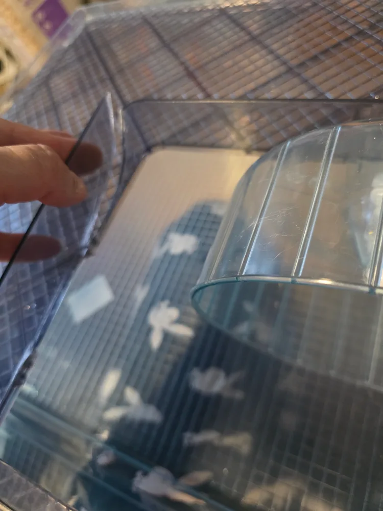 Cage with Accessories image indicator(2)