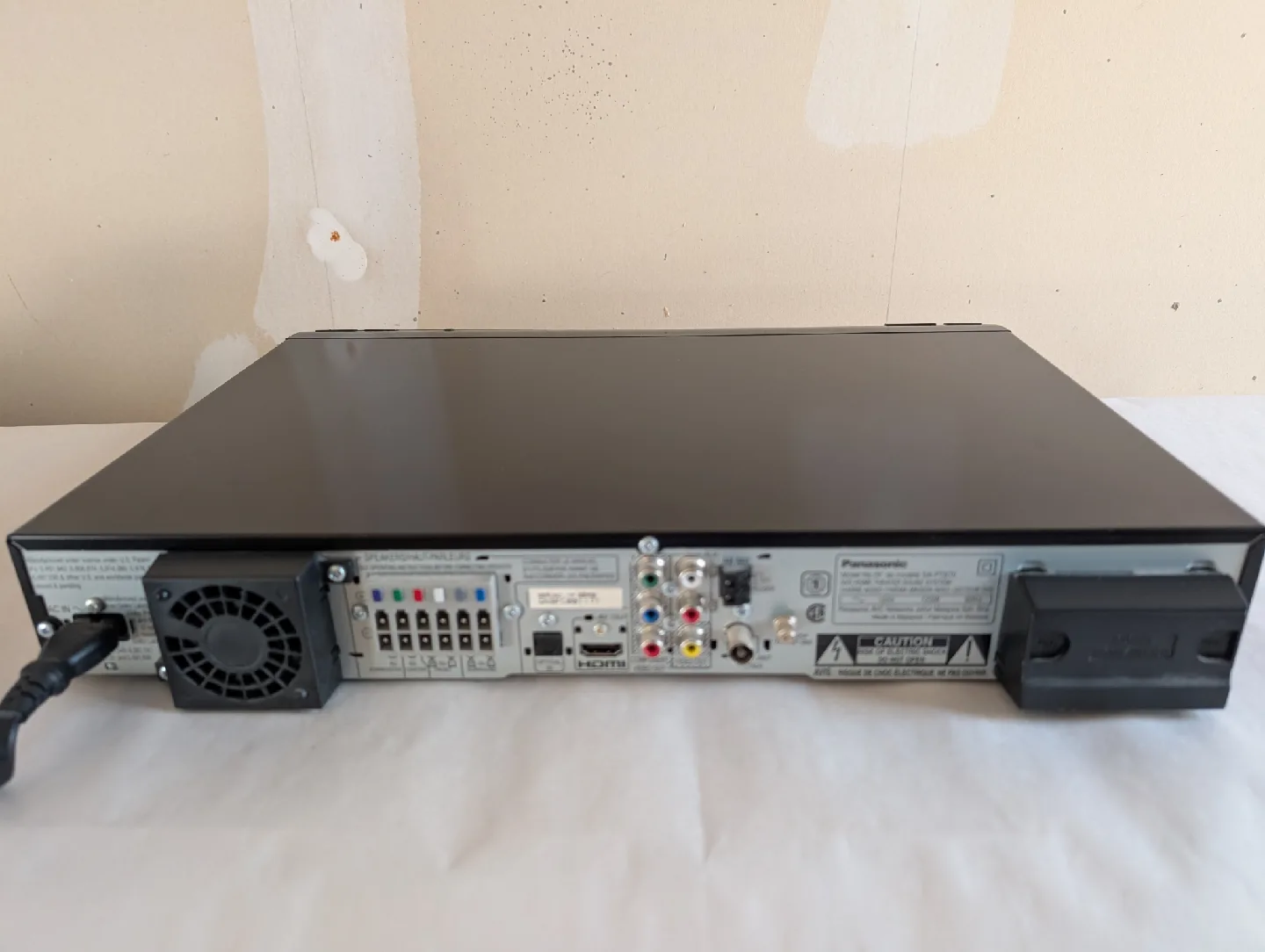 Panasonic SA-PT670 DVD Home Theater Sound System image indicator(5)