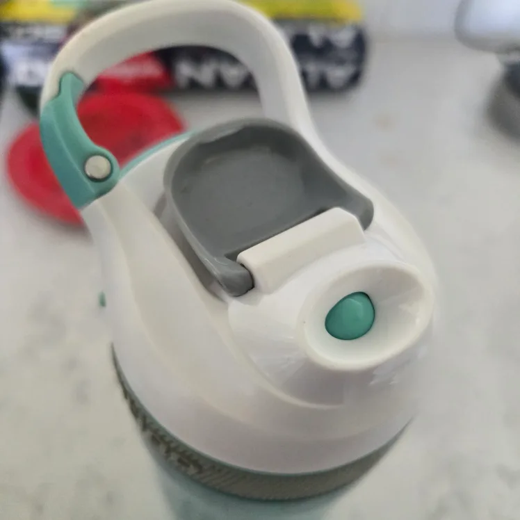 Contigo Water Bottle - Teal image indicator(2)