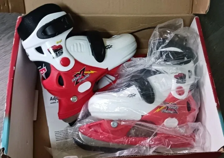 New Drift Xtreme RS 7.5 Adjustable Inline Skates image indicator(2)