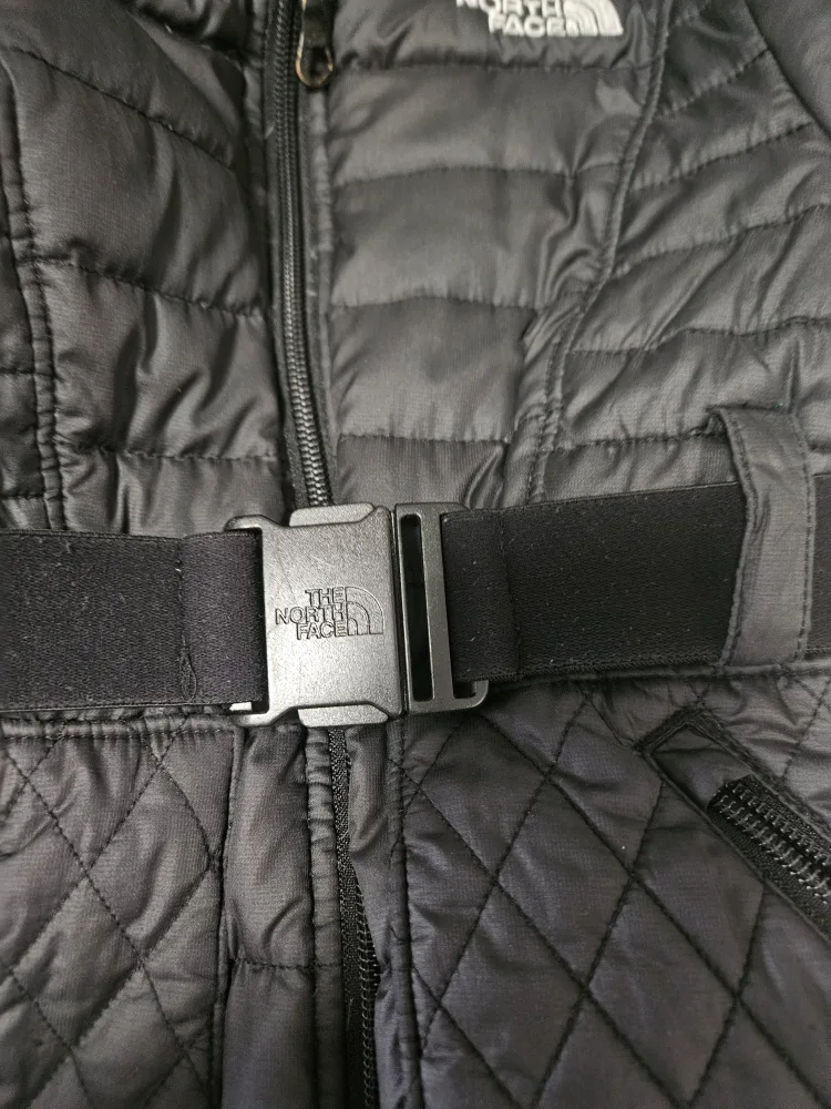 The North Face Kids' Coats - Size 5-6T image indicator(3)