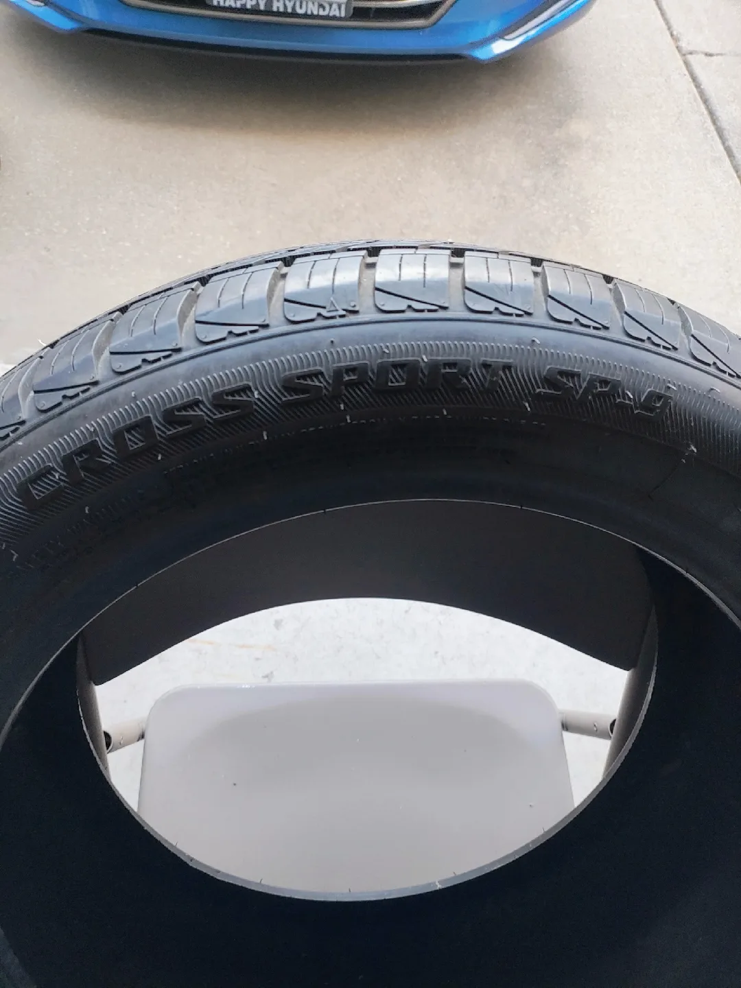 Cross Sport SP-9 195/50R16 Tire image indicator(2)