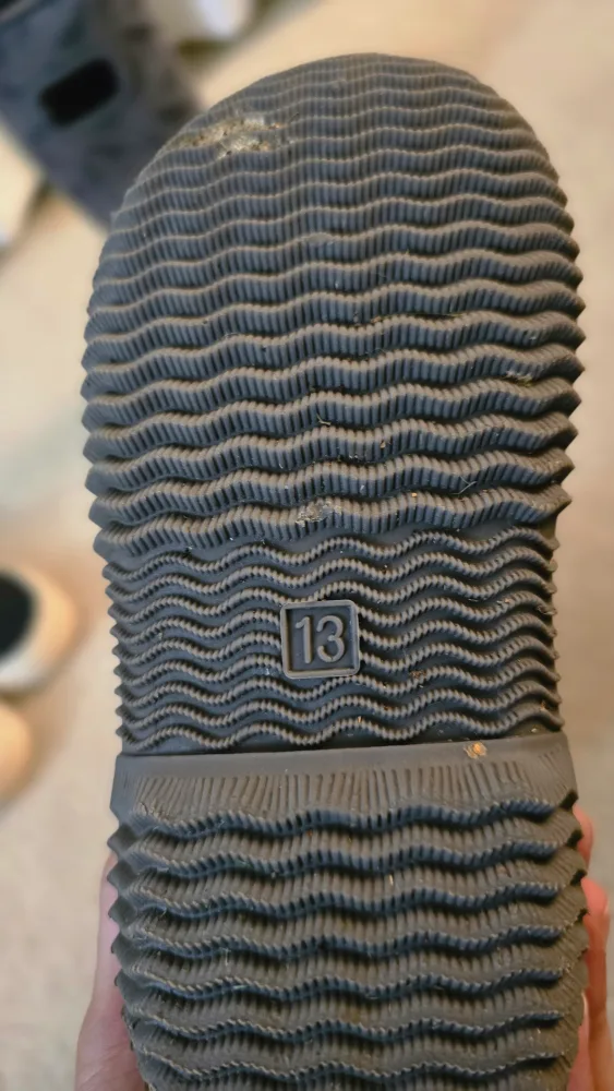 Bogs Kids' Dino Rain Boots Size 13 - $10 image indicator(2)