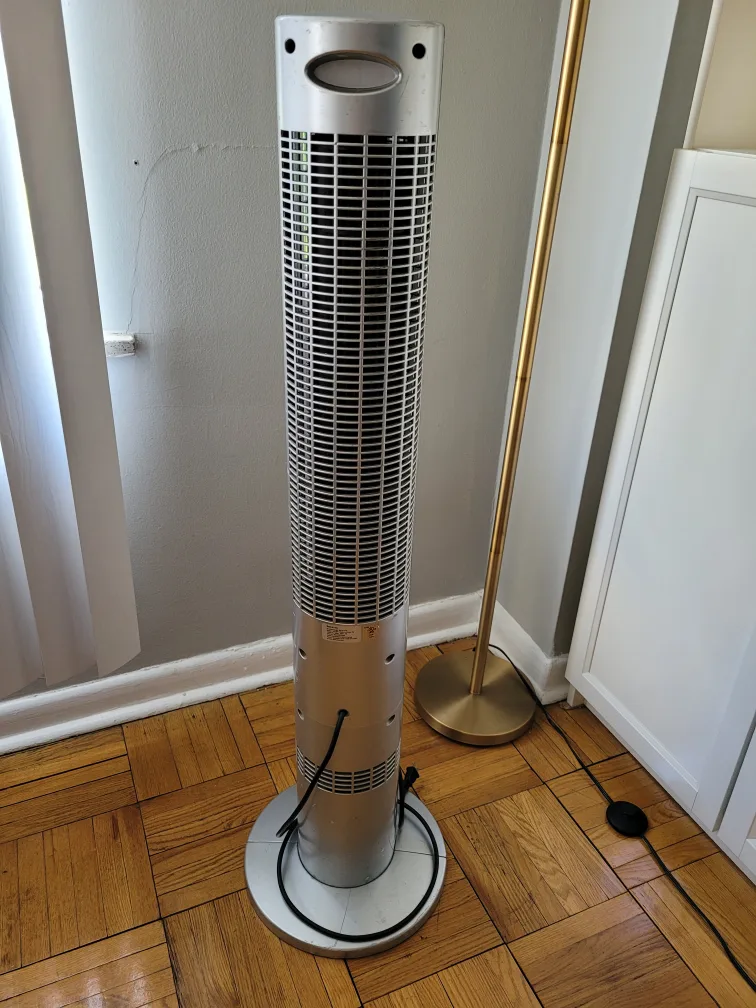 Honeywell Tower Fan - Silver/Black 46 inch tall image indicator(4)