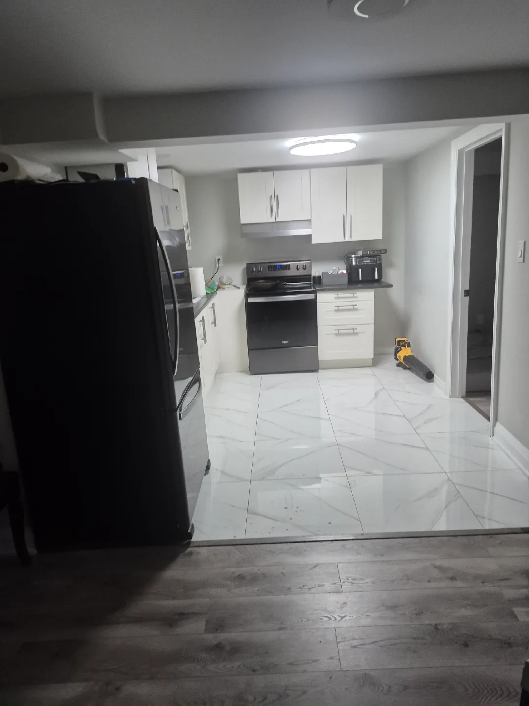 basement for rent image indicator(4)