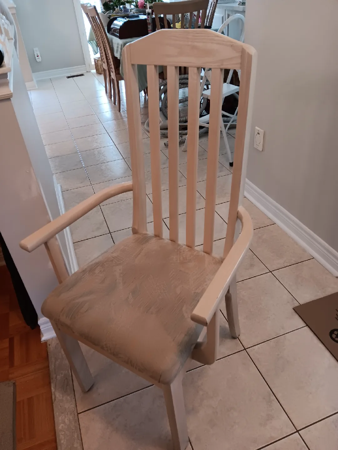 Dining Room Chair - bleached oak image indicator(4)