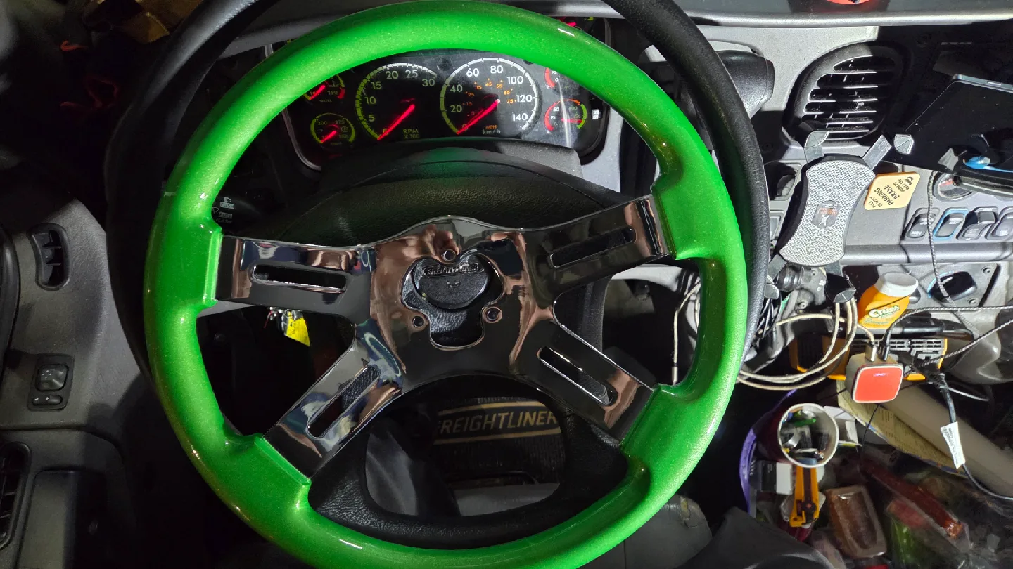 Green Steering Wheel image indicator(3)