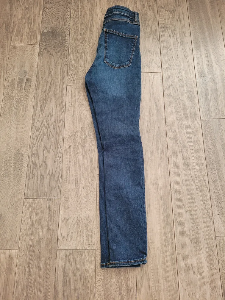 Zara Woman Premium Denim Jeans, Size 26 image indicator(2)