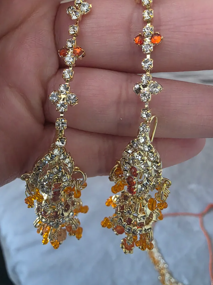 Indian and Pakistani jewelry sets. image indicator(9)