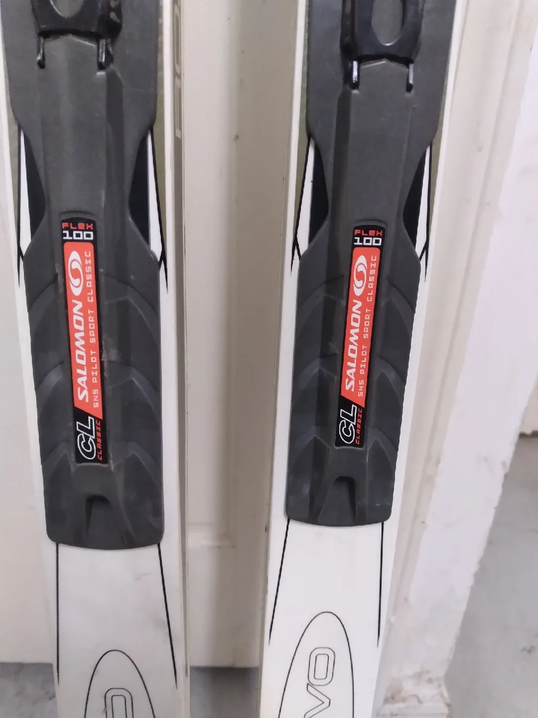Rossignol EVO Glade Waxless Skis image indicator(2)