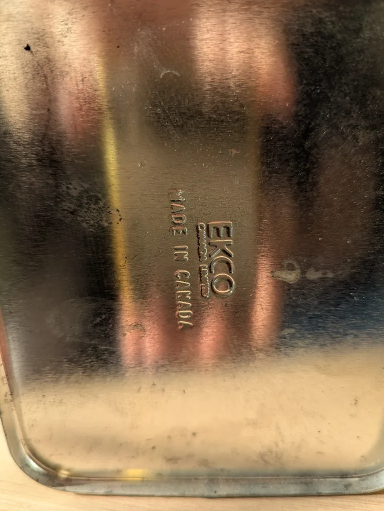 Vintage EKCO Canada Canister Set - 3 Piece image indicator(3)