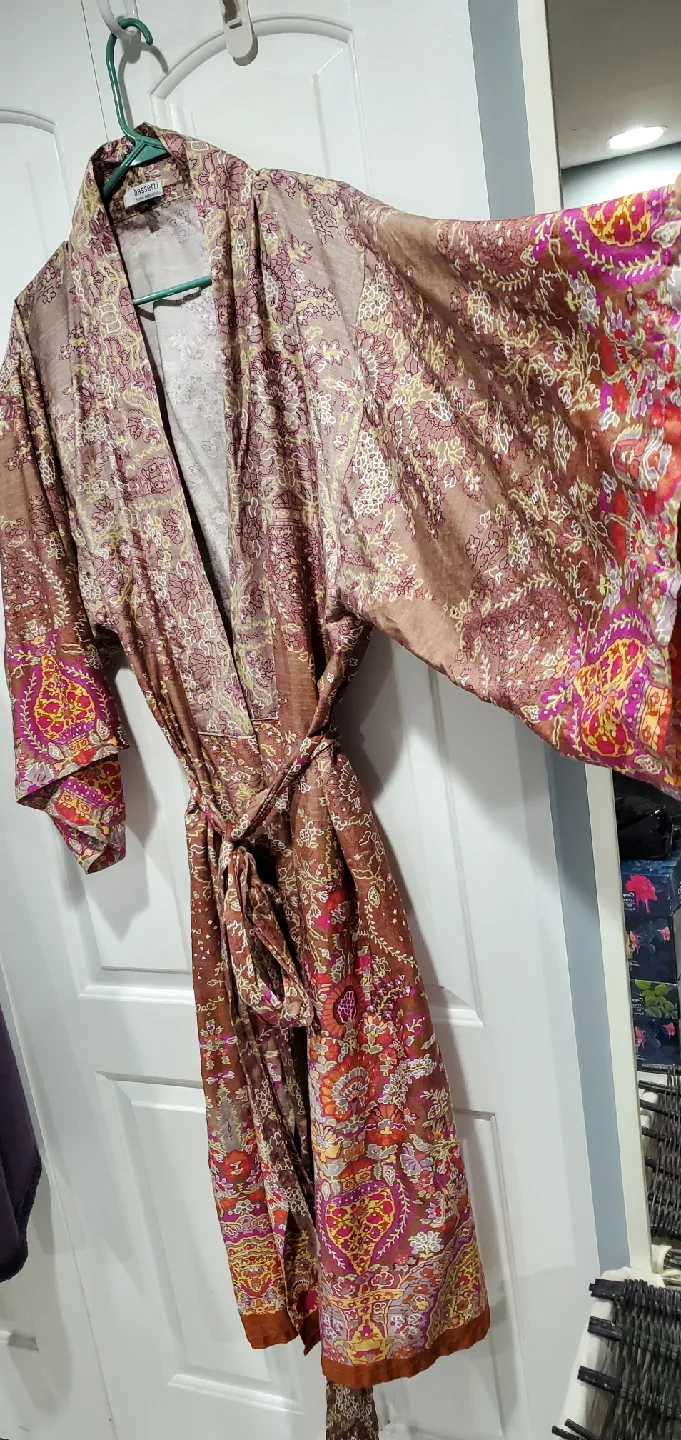 Beautiful Women's Robe thumbnail