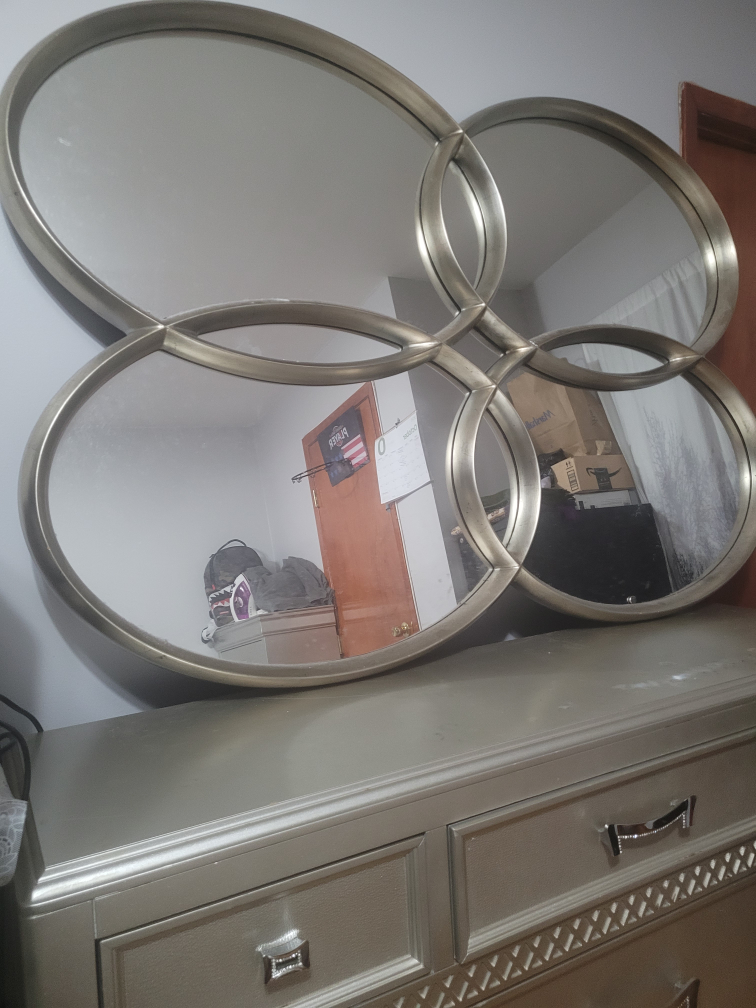 Circle Linked Wall Mirror