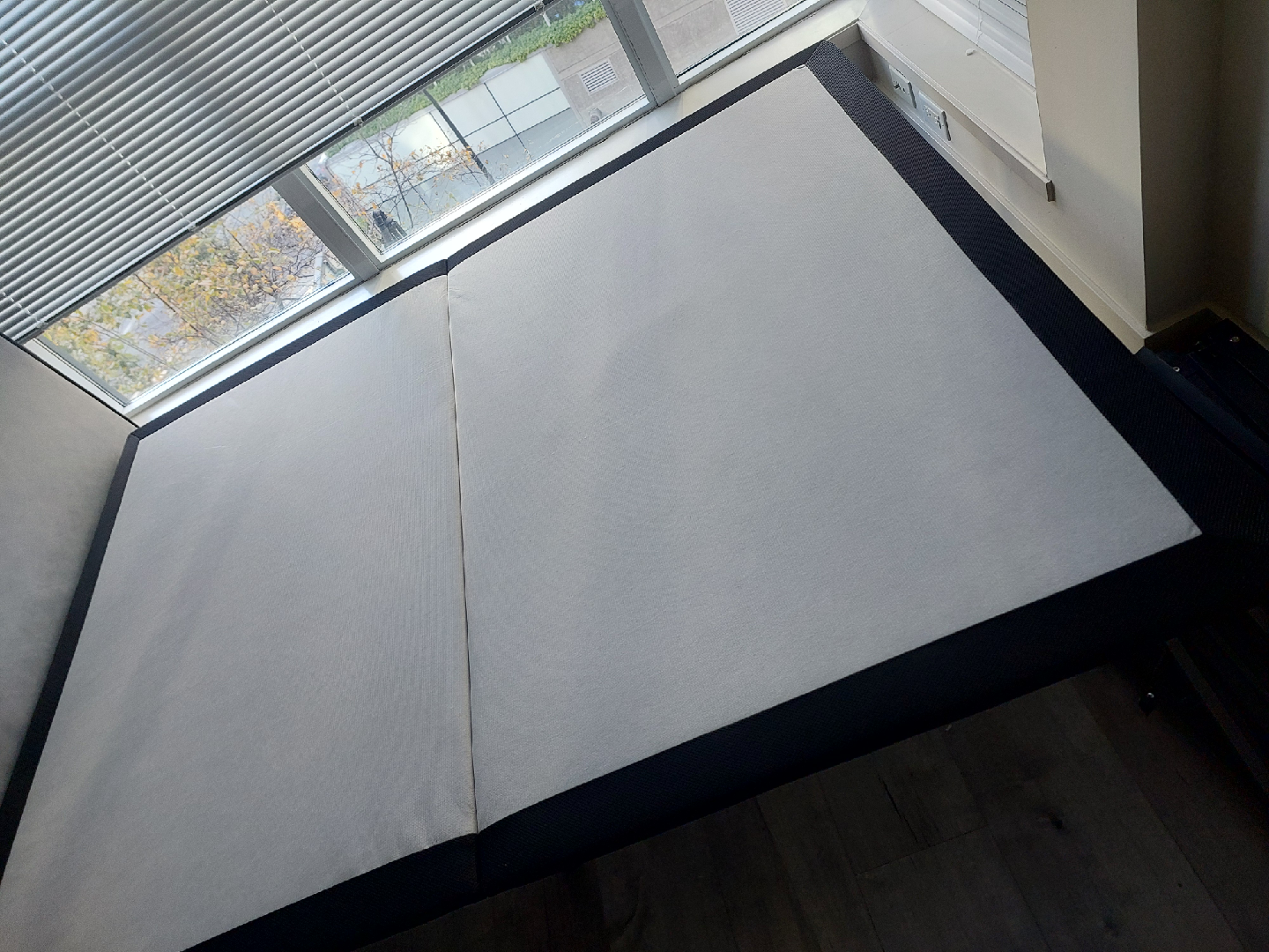 Queen Foldable Bed Frame - adjustable height - photo 2