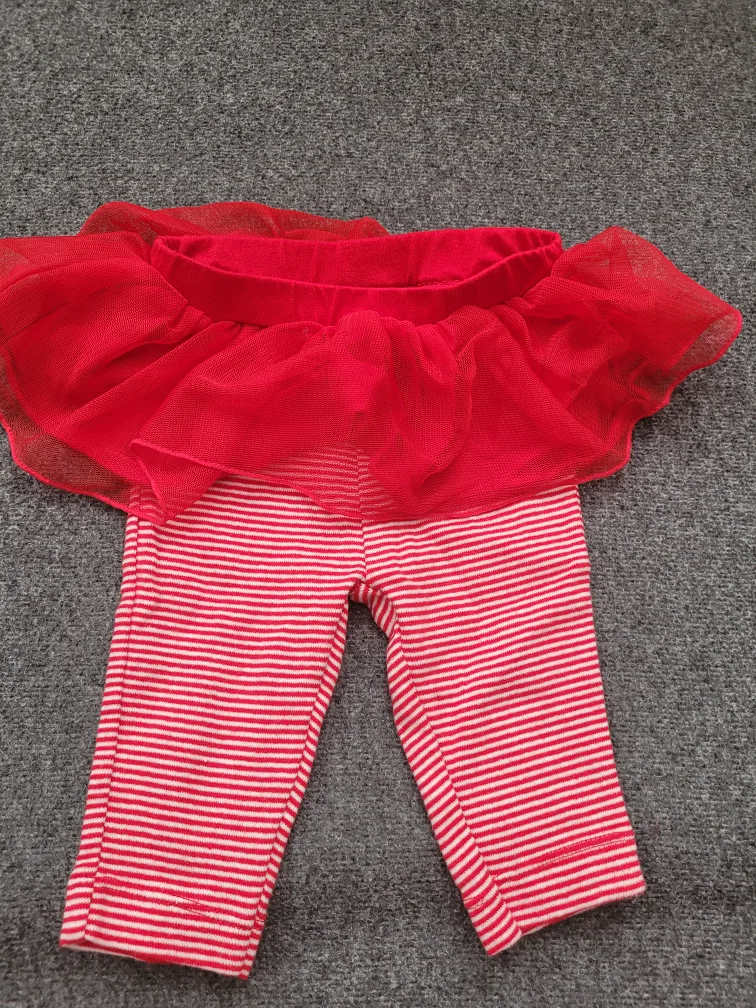 Carter's 3M Christmas Outfit - Bodysuit, Skirt, Leggings image indicator(3)