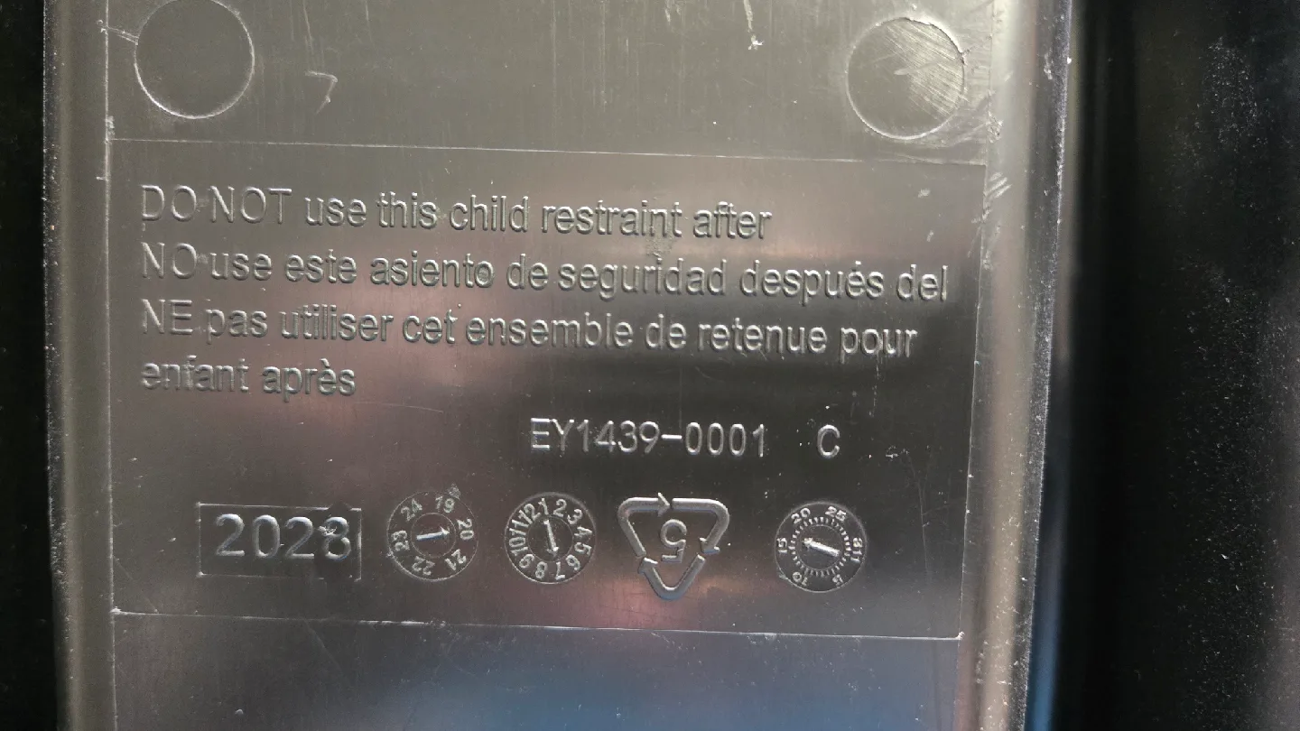 Safety 1st onBoard 35 LT Infant Car Seat & Stroller image indicator(9)