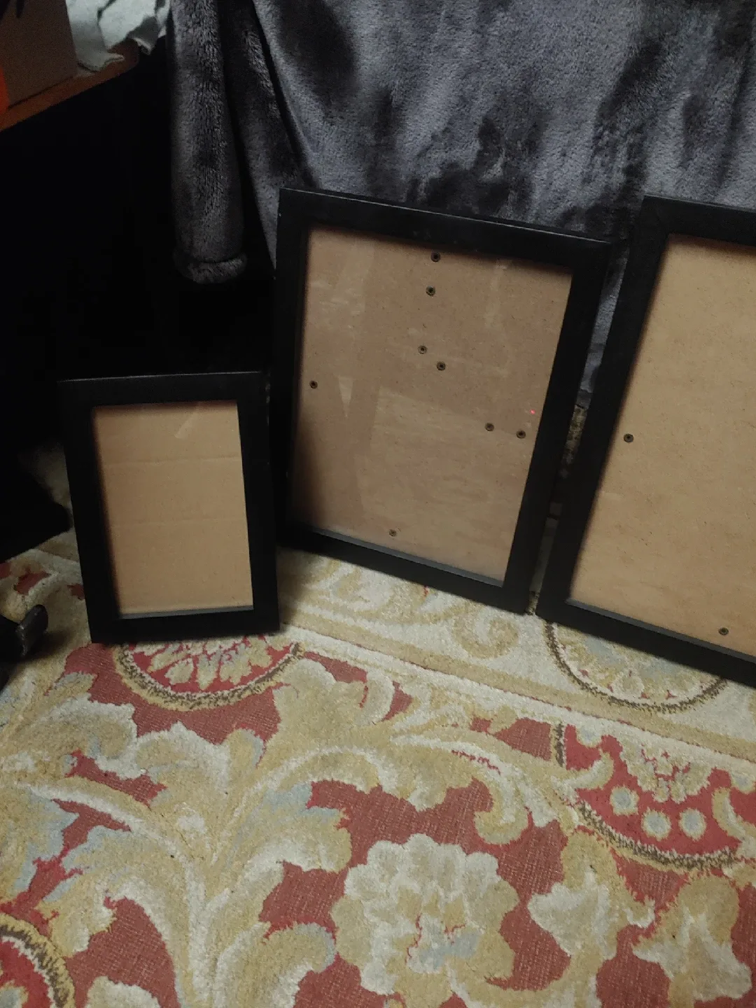 Set of 4 Black Picture Frames image indicator(3)