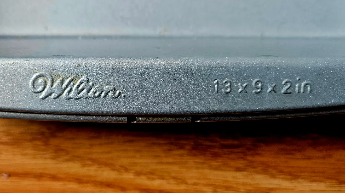 Wilton Baking Pan & Betty Crocker Muffin Tin ✨️🥕 image indicator(4)