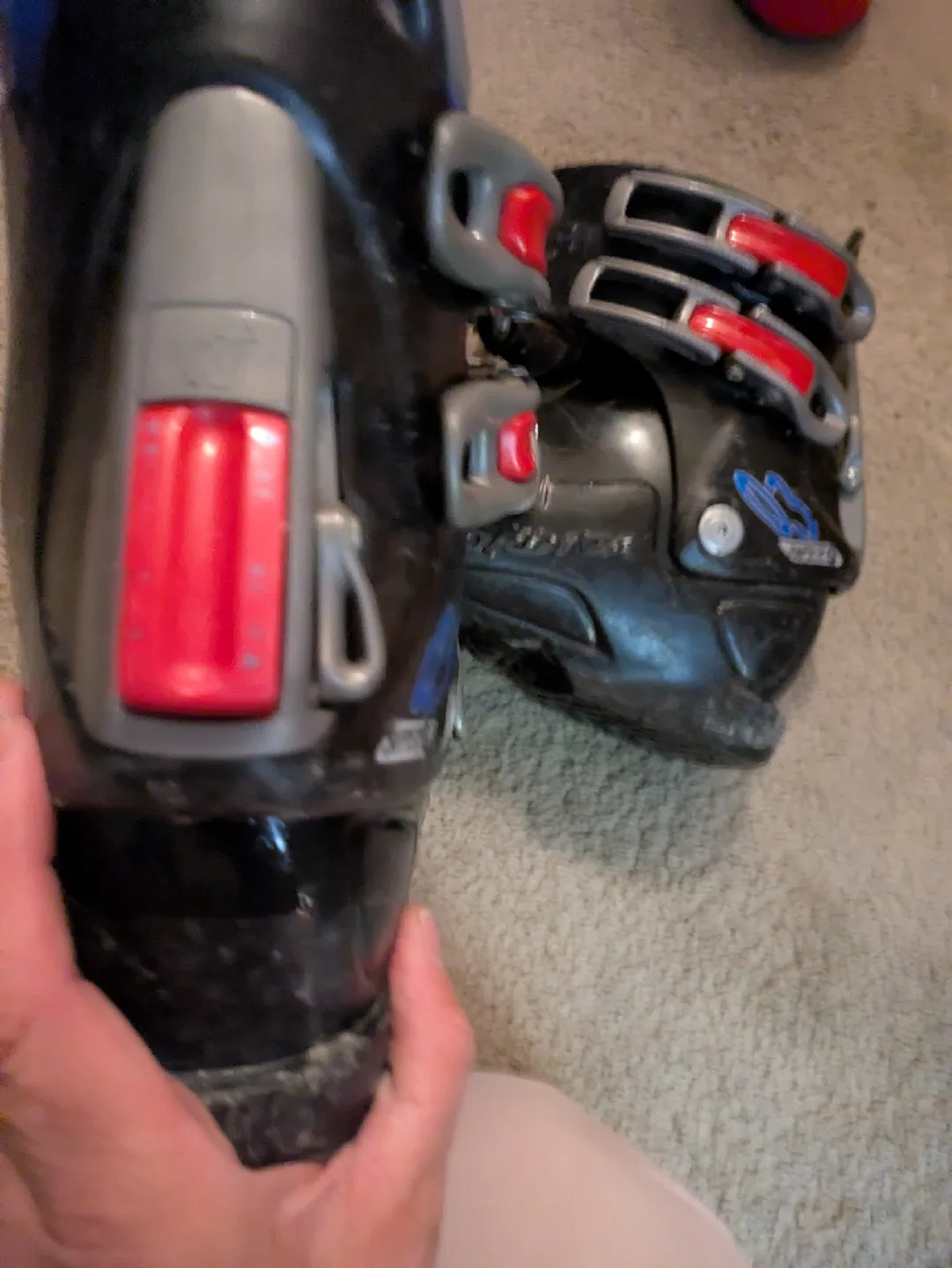 Nordica Hyper G Q3 Ski Boots, kids size 5 image indicator(3)