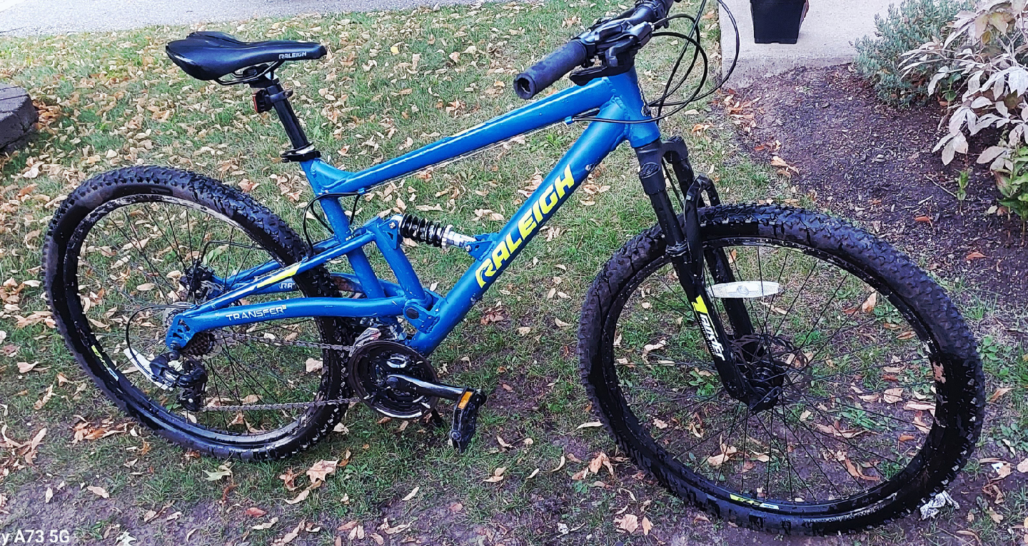 Raleigh Tracker Dual-Suspension Mountain Bike