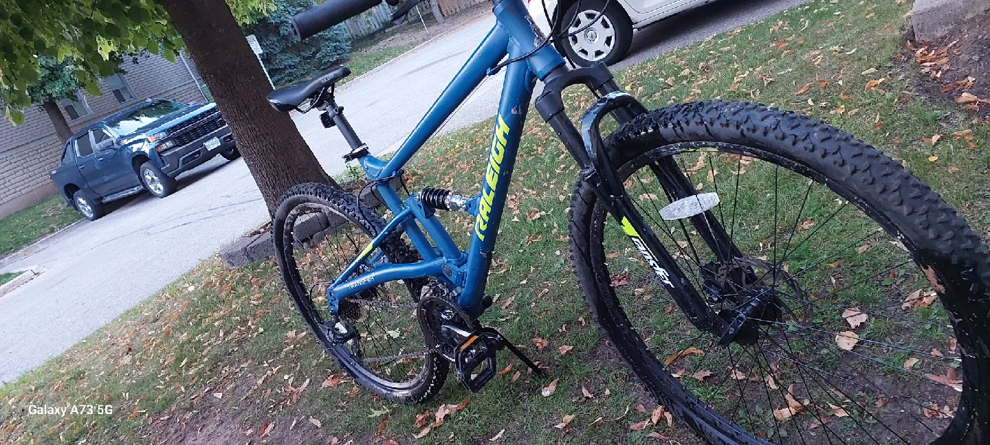 Raleigh Tracker Dual-Suspension Mountain Bike image indicator(3)