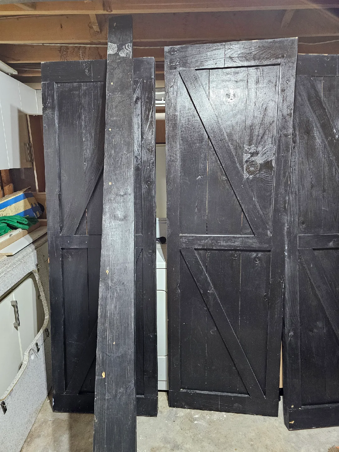 Black Wooden Barn Doors image indicator(5)