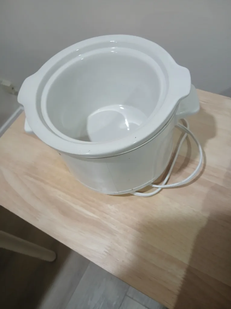 White Crock-Pot Slow Cooker image indicator(3)